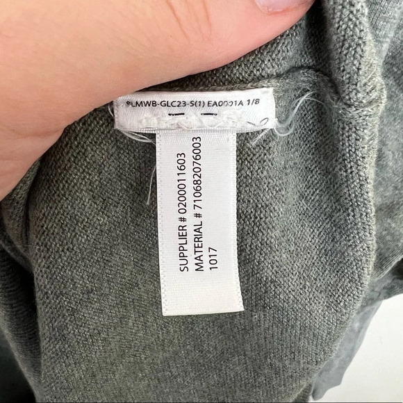 Polo by Ralph Lauren • Gray Pima Cotton V-Neck Sweater - Picture 6 of 6